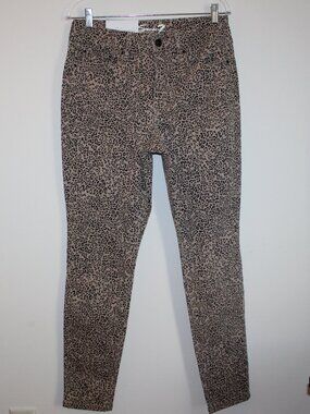 NWT Seven7 High Rise Skinny Jeans Leopard Print Size 10 Tummy Slimming Jeggings